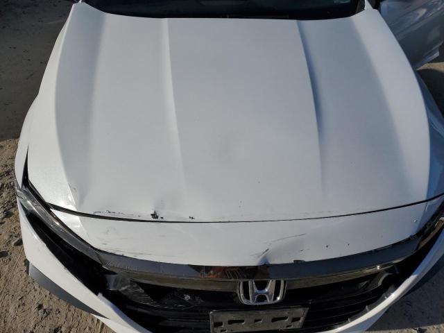 1HGCV1F39JA250985 - 2018 HONDA ACCORD SPORT WHITE photo 11