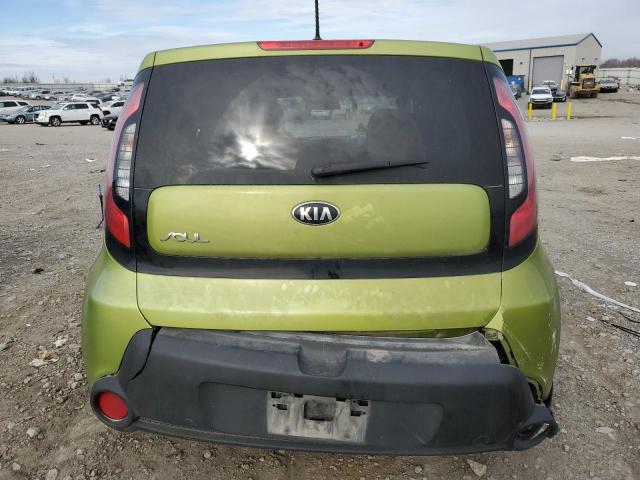 KNDJN2A22F7806830 - 2015 KIA SOUL GREEN photo 6