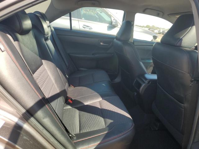 4T1BF1FKXFU957058 - 2015 TOYOTA CAMRY LE GRAY photo 10