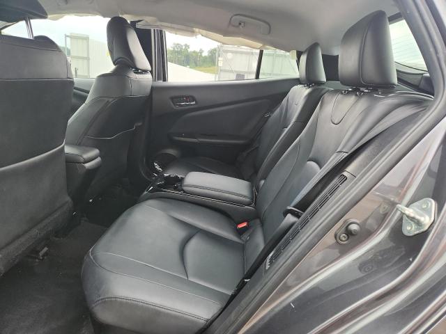 JTDKARFP9J3074922 - 2018 TOYOTA PRIUS PRIM GRAY photo 10