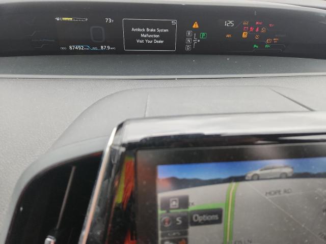 JTDKARFP9J3074922 - 2018 TOYOTA PRIUS PRIM GRAY photo 9