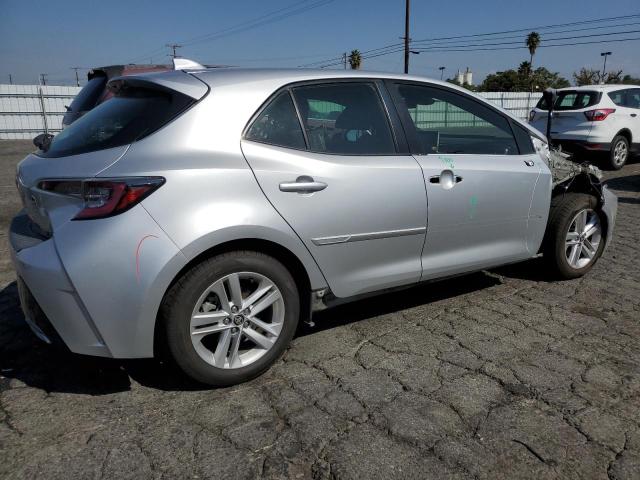 JTNK4RBE9K3056879 - 2019 TOYOTA COROLLA SE ვერცხლისფერი ფოტო 3