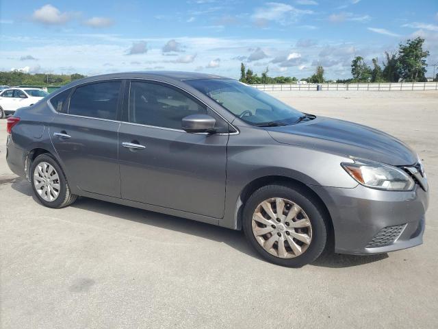 3N1AB7AP4GY268524 - 2016 NISSAN SENTRA S 灰色 照片 4