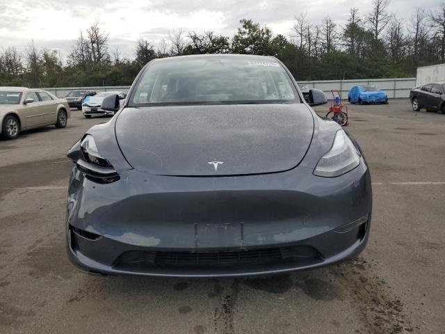 7SAYGDEE6PF693505 - 2023 TESLA MODEL Y Grafitowy zdjęcie 5