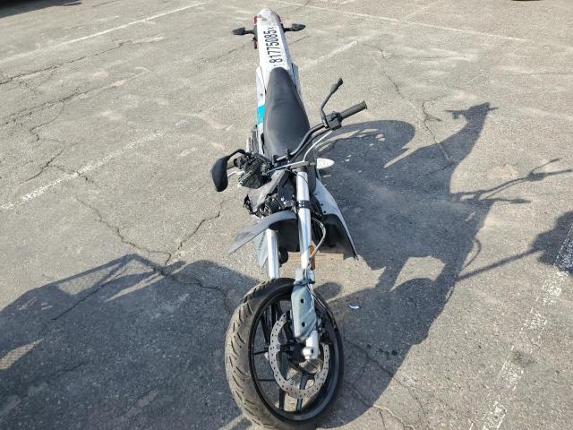 538XXDZ44LCJ13774 - 2020 ZERO MOTORCYCLES INC FXS SILVER photo 5