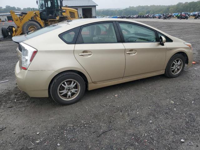 JTDKN3DU2A1241823 - 2010 TOYOTA PRIUS ოქროსფერი ფოტო 3