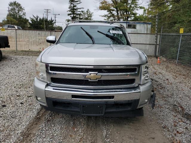 3GCPCSE06BG223927 - 2011 CHEVROLET SILVERADO C1500 LT SILVER photo 5