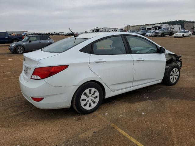 KMHCT4AEXHU241585 - 2017 HYUNDAI ACCENT SE WHITE photo 3