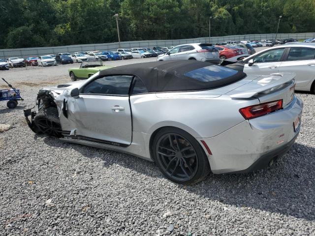 1G1FF3D79J0155299 - 2018 CHEVROLET CAMARO SS Silber Foto 2