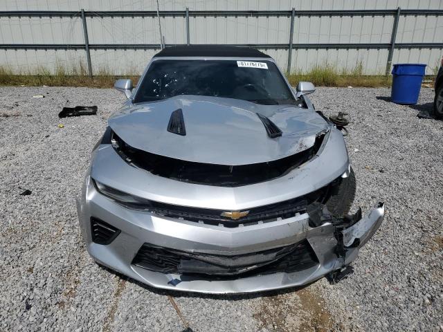 1G1FF3D79J0155299 - 2018 CHEVROLET CAMARO SS Silber Foto 5