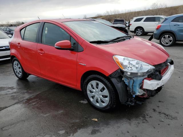 JTDKDTB39E1075013 - 2014 TOYOTA PRIUS C RED photo 4