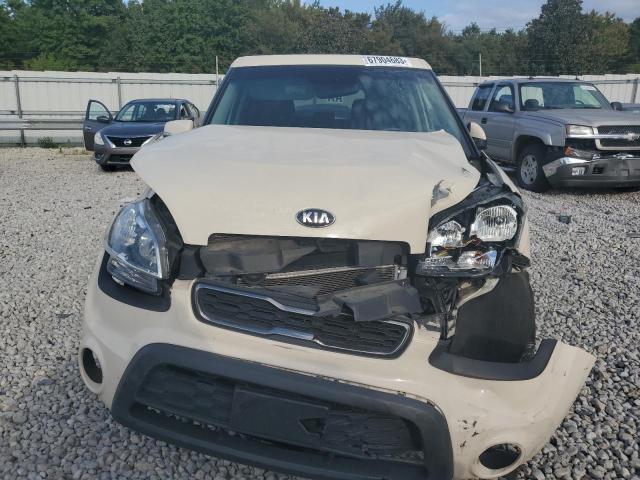 KNDJT2A64D7538787 - 2013 KIA SOUL + CREAM photo 5