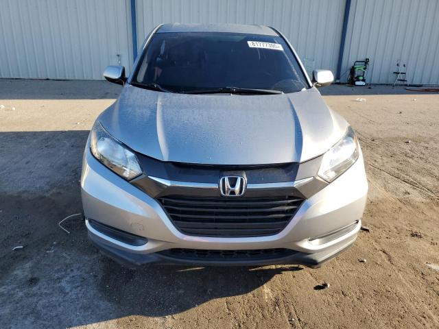 3CZRU5H34HG709961 - 2017 HONDA HR-V LX SILVER photo 5