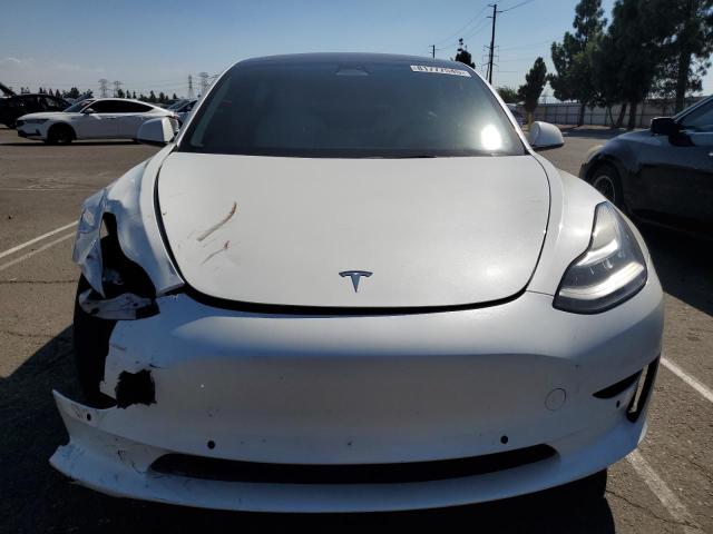 5YJ3E1EB8NF243370 - 2022 TESLA MODEL 3 WHITE photo 5