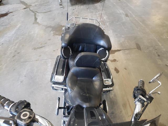 1HD1FC4197Y714212 - 2007 HARLEY-DAVIDSON FLHTCUI Графитовый фото 5