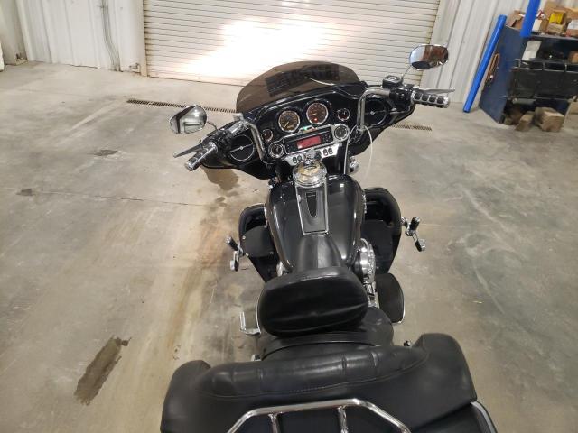 1HD1FC4197Y714212 - 2007 HARLEY-DAVIDSON FLHTCUI Графитовый фото 6