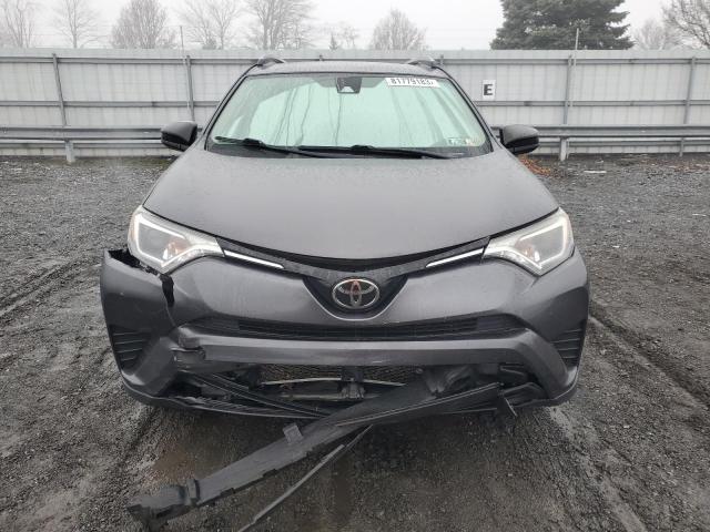 JTMBFREV0HJ129457 - 2017 TOYOTA RAV4 LE GRAY photo 5