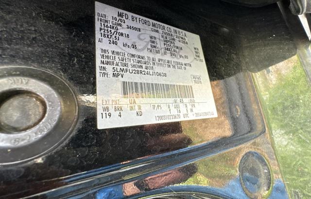 5LMFU28R24LJ10638 - 2004 LINCOLN NAVIGATOR შავი ფოტო 10