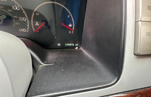 5LMFU28R24LJ10638 - 2004 LINCOLN NAVIGATOR შავი ფოტო 8