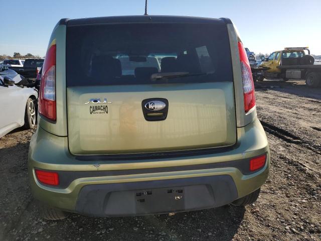 KNDJT2A59D7486077 - 2013 KIA SOUL GREEN photo 6