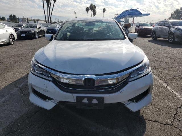 1HGCR2F33GA078360 - 2016 HONDA ACCORD LX თეთრი ფოტო 5