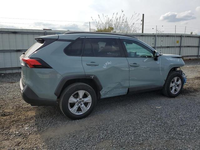 2T3P1RFVXKC034174 - 2019 TOYOTA RAV4 XLE GRAY photo 3