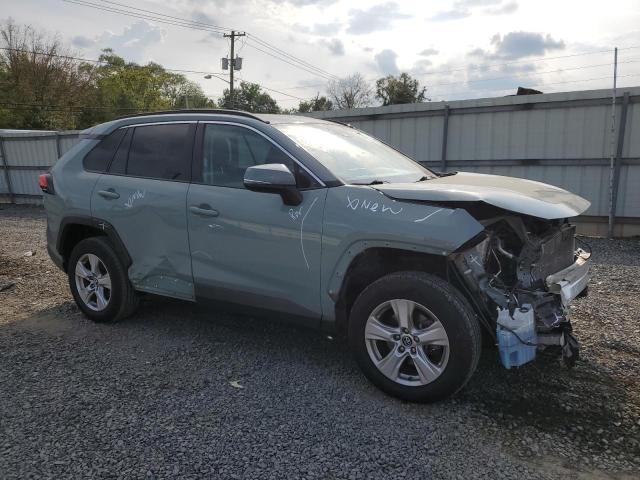 2T3P1RFVXKC034174 - 2019 TOYOTA RAV4 XLE GRAY photo 4
