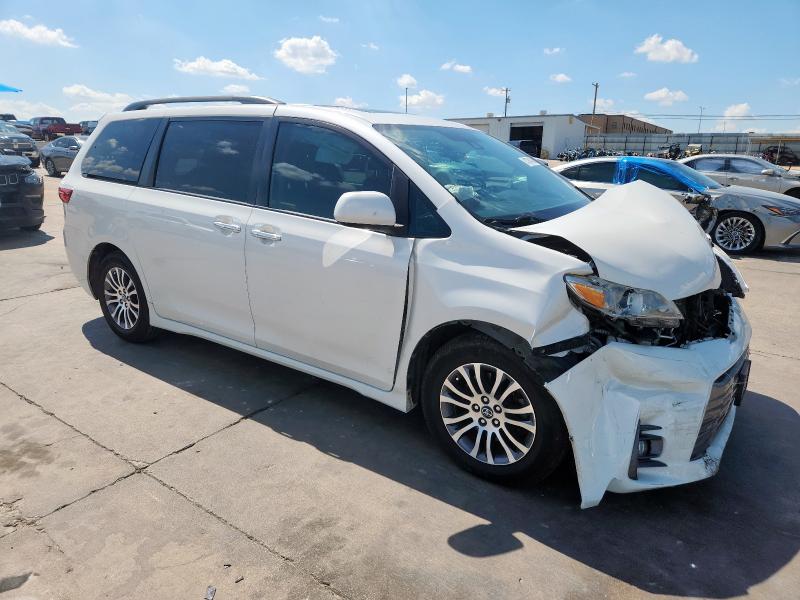5TDYZ3DC3KS986929 - 2019 TOYOTA SIENNA XLE 白色 照片 4