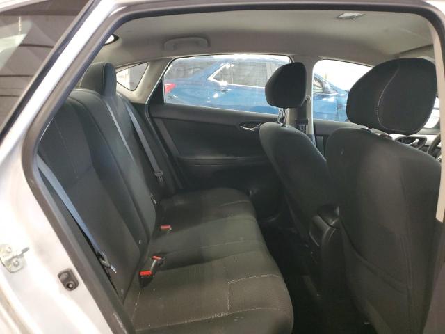 3N1AB7AP1JY289290 - 2018 NISSAN SENTRA S ვერცხლისფერი ფოტო 10