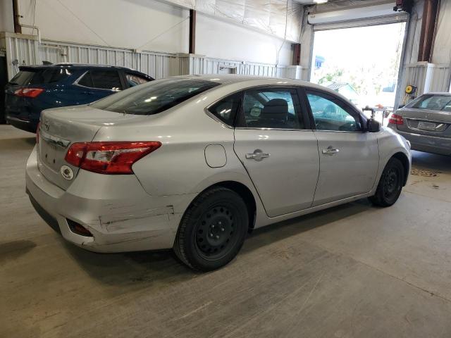 3N1AB7AP1JY289290 - 2018 NISSAN SENTRA S ვერცხლისფერი ფოტო 3