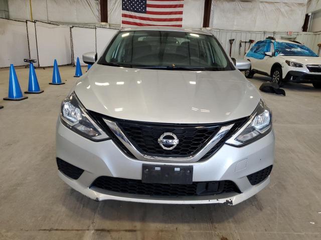 3N1AB7AP1JY289290 - 2018 NISSAN SENTRA S ვერცხლისფერი ფოტო 5