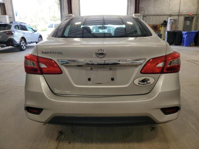 3N1AB7AP1JY289290 - 2018 NISSAN SENTRA S ვერცხლისფერი ფოტო 6