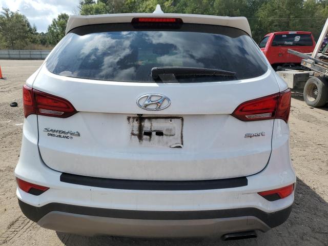 5XYZU3LB0HG426092 - 2017 HYUNDAI SANTA FE S WHITE photo 6