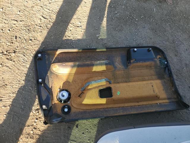 WBABE8321TEY30951 - 1996 BMW 318 IS AUTOMATIC WHITE photo 12