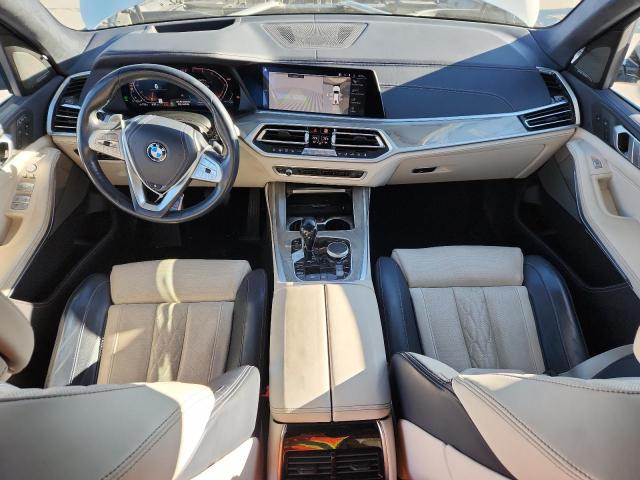 5UXCX4C50KLS38633 - 2019 BMW X7 XDRIVE50I თეთრი ფოტო 8
