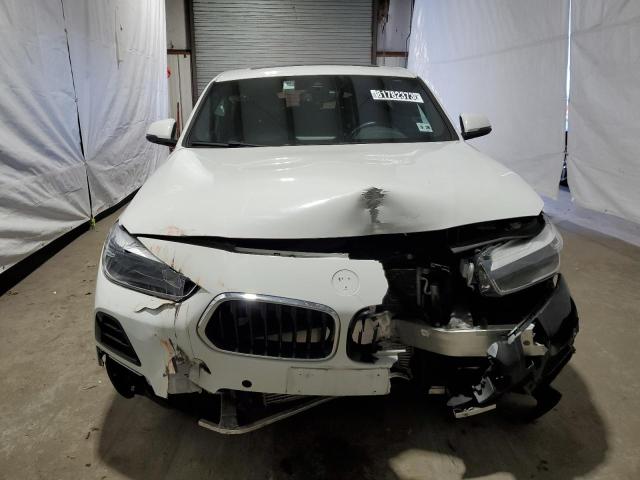 WBXYJ1C00N5U23028 - 2022 BMW X2 XDRIVE28I WHITE photo 5