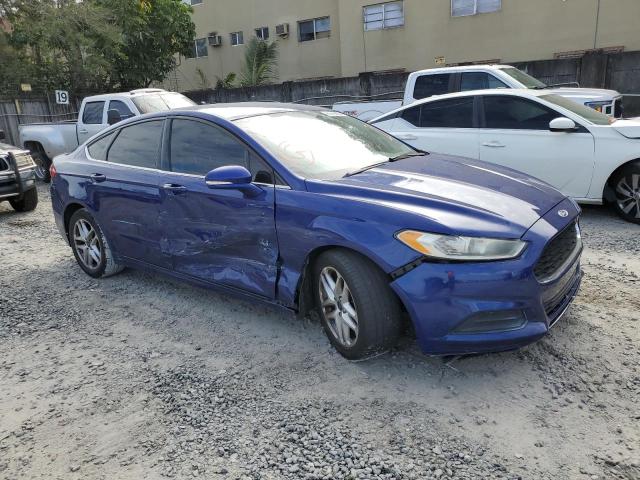 1FA6P0H72G5135586 - 2016 FORD FUSION SE BLUE photo 4