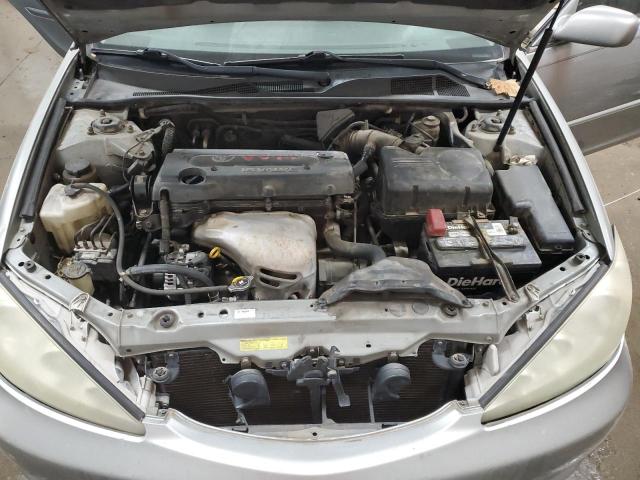 4T1BE32K25U975413 - 2005 TOYOTA CAMRY LE SILVER photo 11