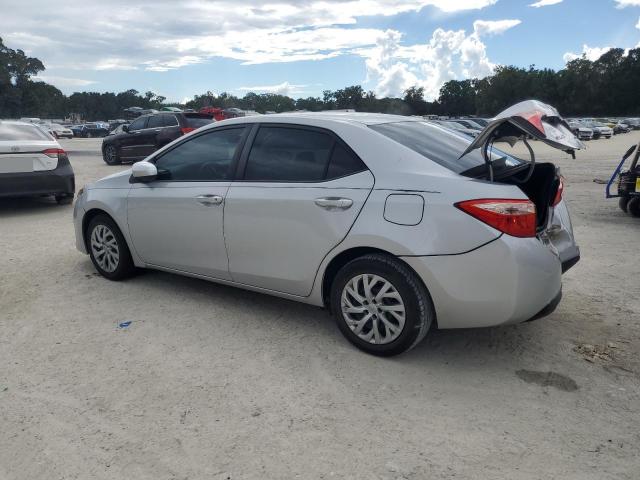 2T1BURHE9HC842161 - 2017 TOYOTA COROLLA L SILVER photo 2