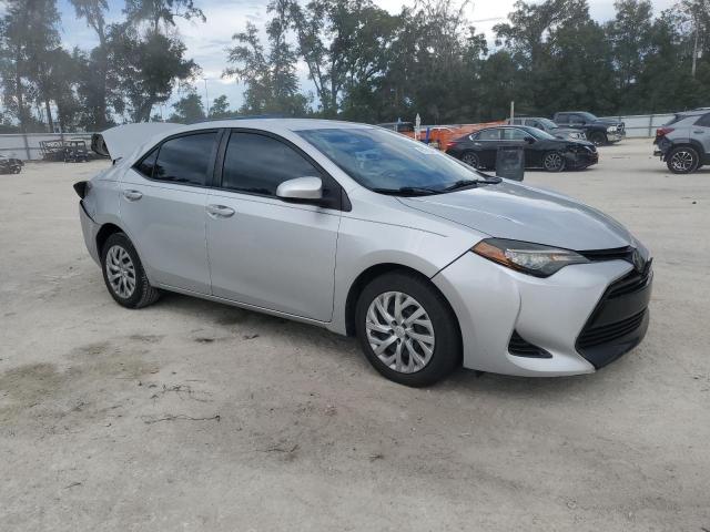 2T1BURHE9HC842161 - 2017 TOYOTA COROLLA L SILVER photo 4