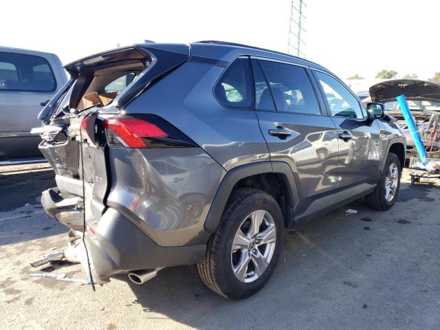 2T3W1RFV0NC204283 - 2022 TOYOTA RAV4 XLE GRAY photo 3