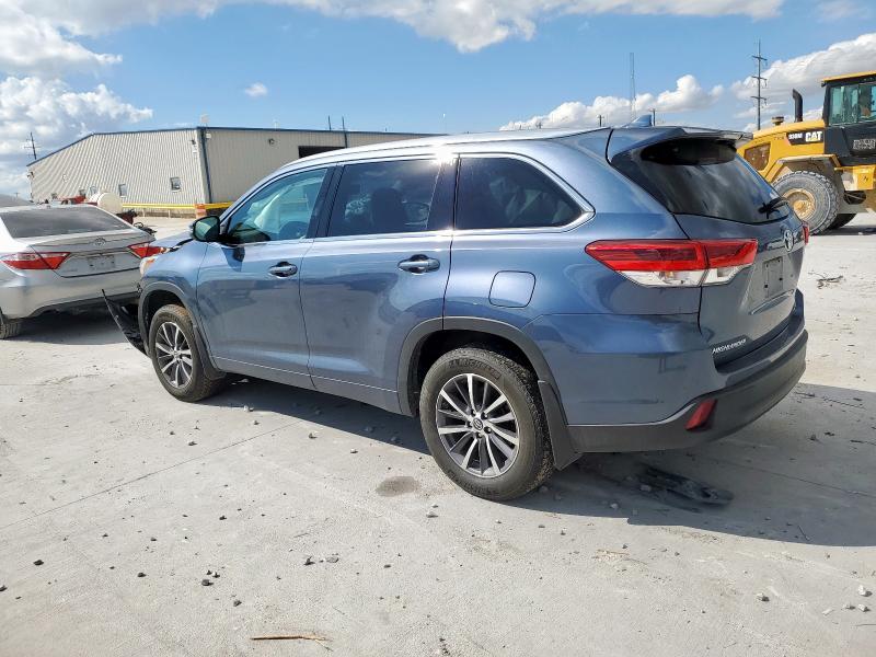 5TDJZRFHXJS857615 - 2018 TOYOTA HIGHLANDER SE Turkuaz fotoğraf 2