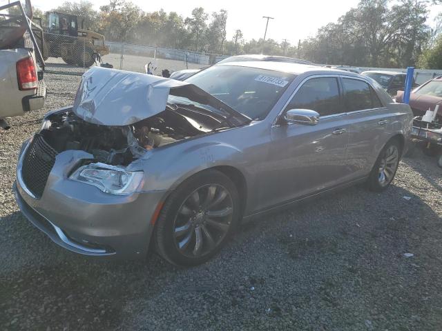 2C3CCAEG3JH152792 - 2018 CHRYSLER 300 LIMITED GRAY photo 1