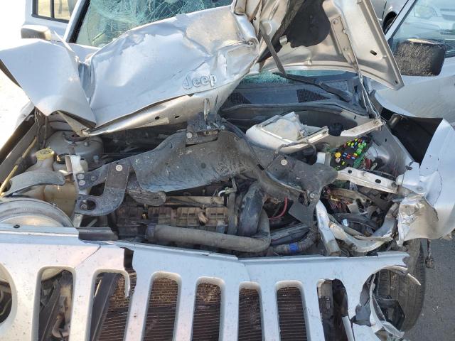 1J4NF1GB1BD266411 - 2011 JEEP PATRIOT SPORT SILVER photo 12