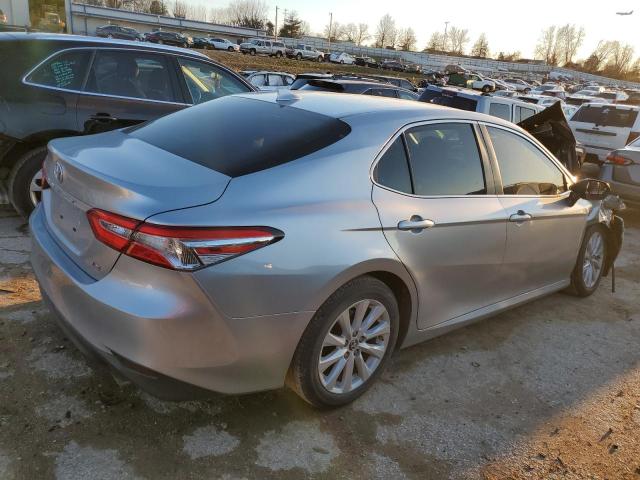 4T1B11HK2KU813445 - 2019 TOYOTA CAMRY L GRAY photo 3