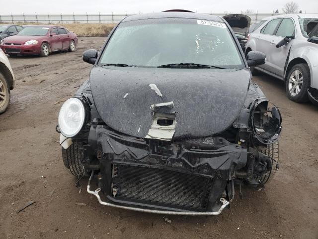 3VWPG3AG8AM018961 - 2010 VOLKSWAGEN NEW BEETLE Schwarz Foto 5