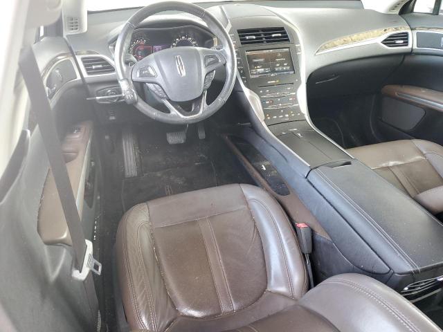 3LN6L2G9XDR803515 - 2013 LINCOLN MKZ WHITE photo 8