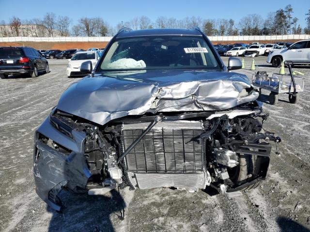 5UX23EM03R9T03286 - 2024 BMW X7 XDRIVE40I GRAY photo 5