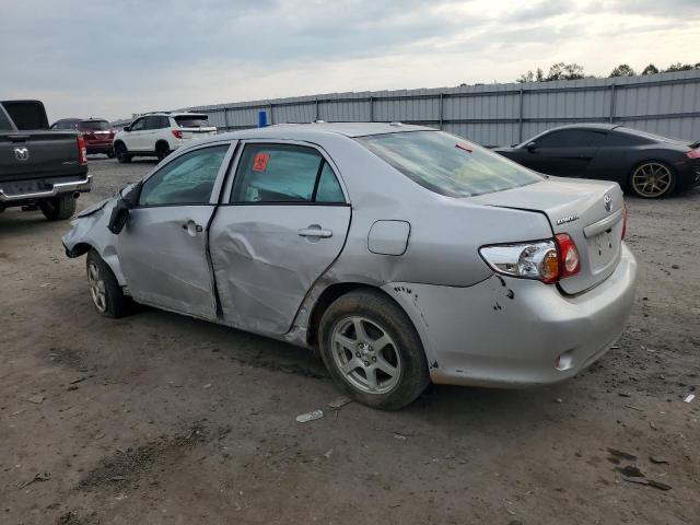 2T1BU4EE6AC349678 - 2010 TOYOTA COROLLA BASE SILVER photo 2