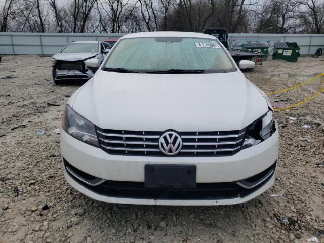 1VWBV7A3XFC084182 - 2015 VOLKSWAGEN PASSAT SE WHITE photo 5